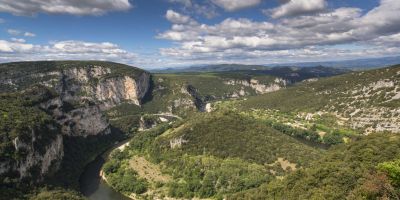 1-Les Gorges de lArdeche classees Reserve naturelle nationale depuis 1980  Christian Boucher